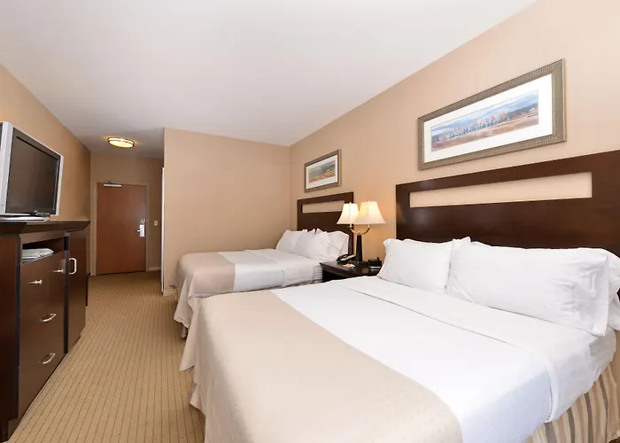 By Ihg Hotel 3*