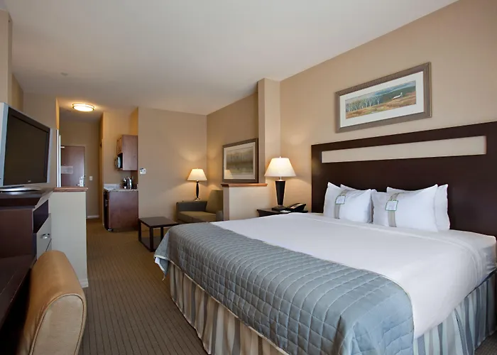 By Ihg Hotel 3*