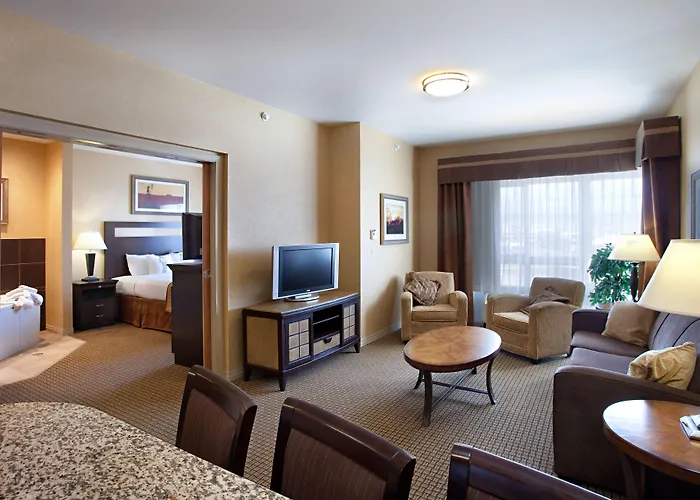 By Ihg Laramie