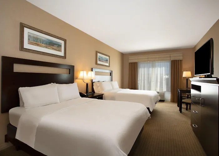 Hotel By Ihg 3*