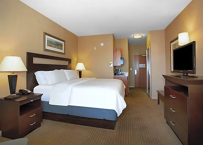 By Ihg Hotel 3*