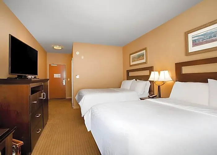 By Ihg Hotel 3*