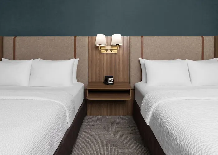 By Ihg 3*