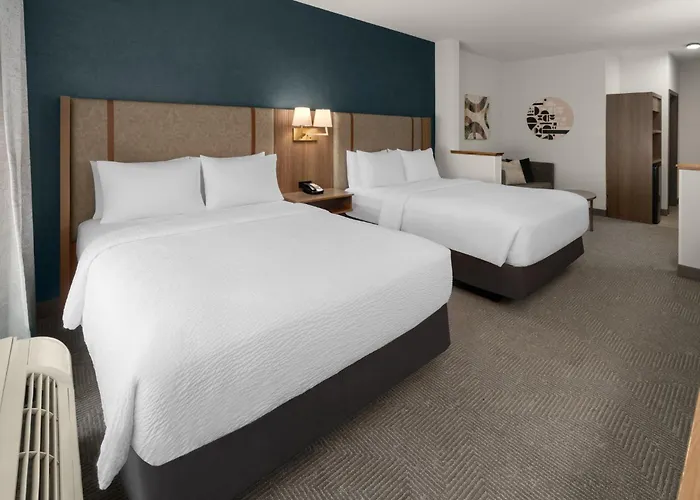 Hotel By Ihg 3*