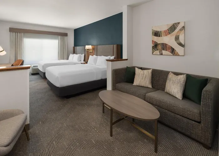 By Ihg