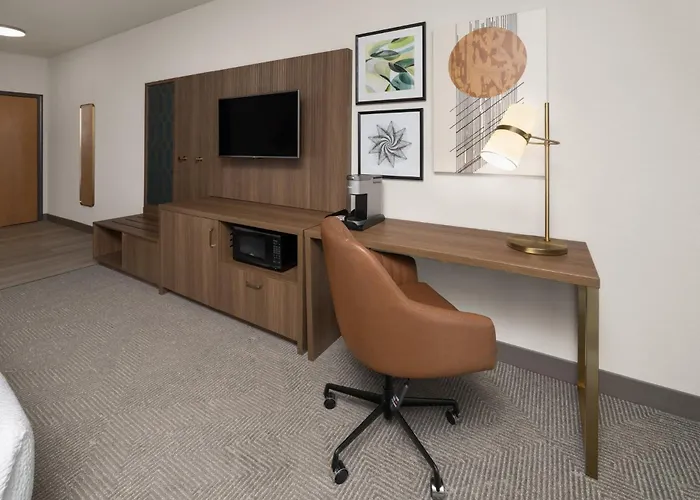 Hotel By Ihg 3*