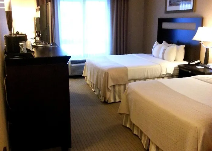 By Ihg Hotel 3*